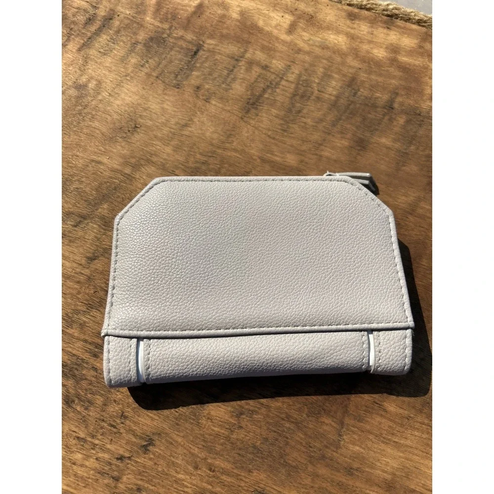 Jessica Simpson Gray Faux Leather Snap Wallet Zip Coin Pocket Card Organizer